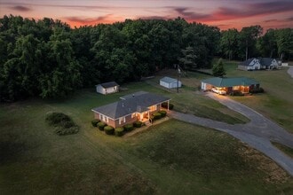 Building Photo - 3285 Munford Giltedge Rd