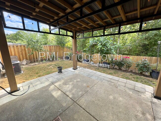 Building Photo - 3715 SW 190th Ter