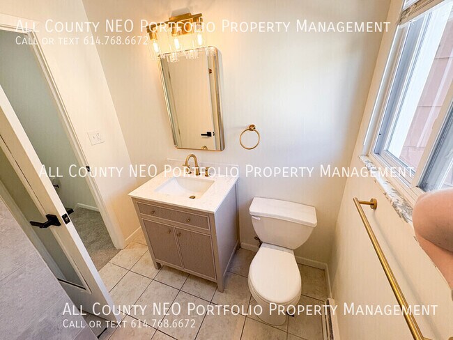 Building Photo - 231 Hamilton Ave