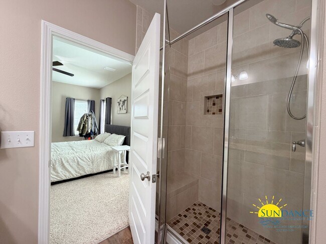 Building Photo - Spacious 4BR Home in Treasure Isle Estates in Navarre!