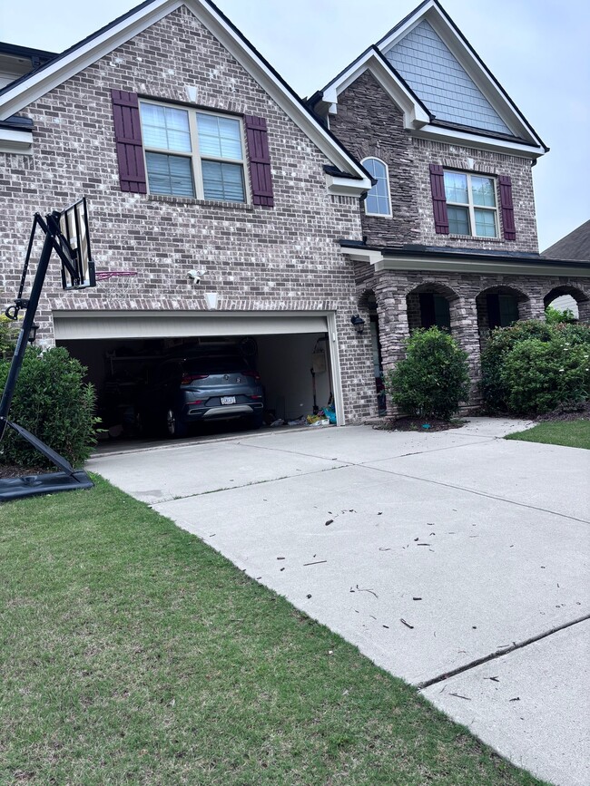 Building Photo - 5510 Vendelay Ln
