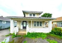 Building Photo - 644 S Cole St