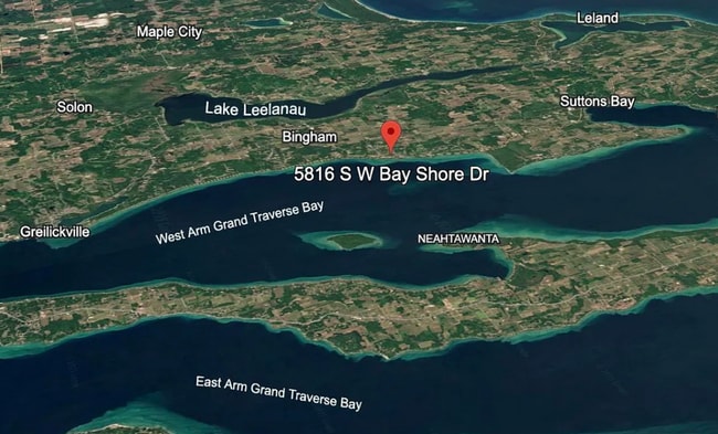 Building Photo - Charming 3+ Bedroom Cape Cod with Water View – Between Traverse City & Suttons Bay