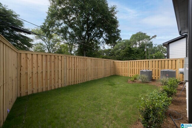 Building Photo - 4426 McElwain Ct