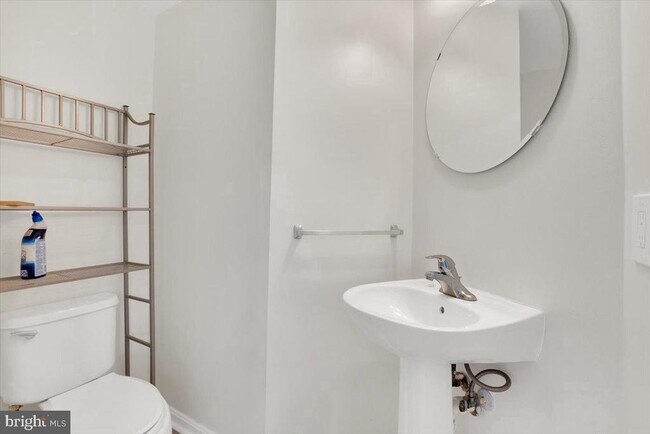 Building Photo - 5995 Terrapin Pl