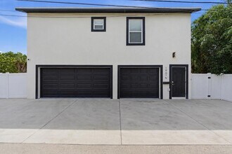 Building Photo - 1901 31st St S