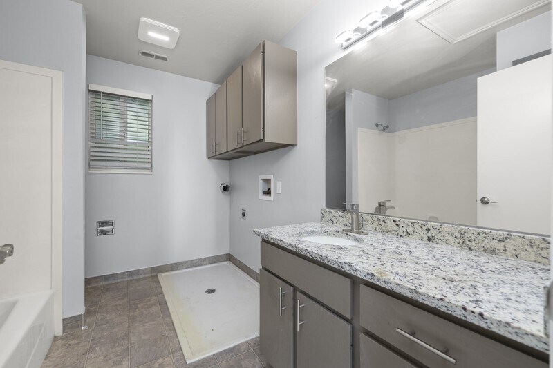 Building Photo - 788 N 1060 W