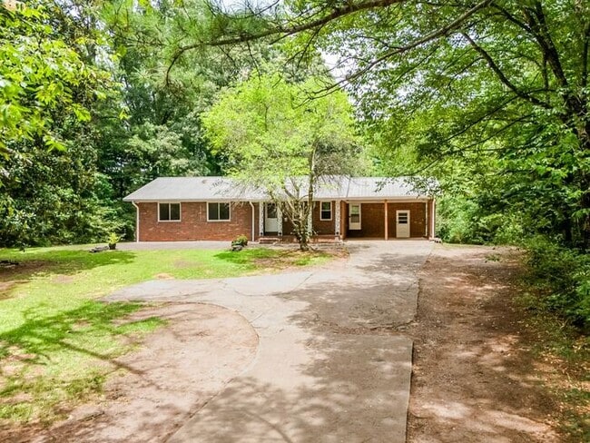 Building Photo - 6758 Campground Rd