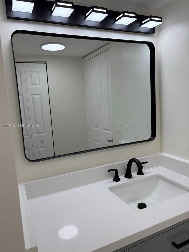 Building Photo - 2351 Douglas Rd