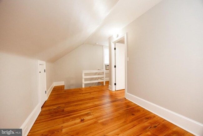 Building Photo - 147 2nd Ave