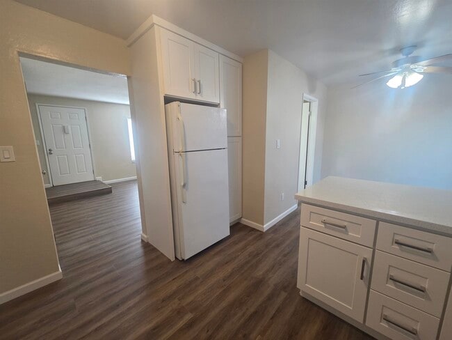 Building Photo - 20077 Redwood Rd