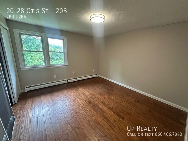 Building Photo - 20-28 Otis St-20B