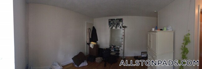Building Photo - 10 Armington St