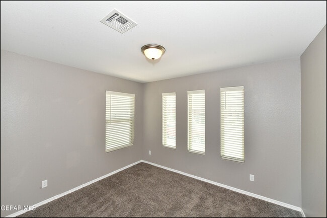 Building Photo - 14901 Tierra Isaiah Ave