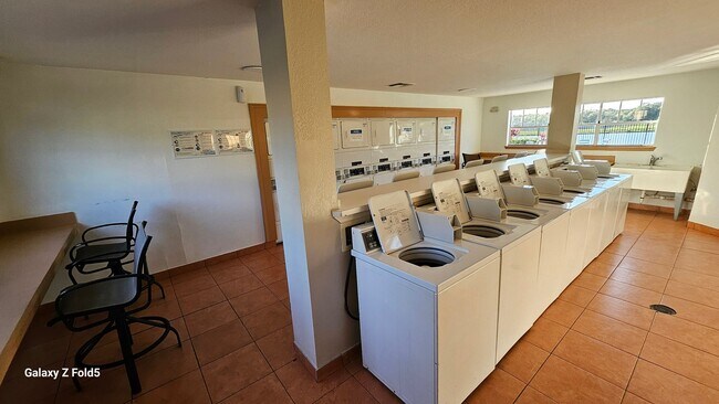 Building Photo - Charming 1bed 1bath Condo in Kissimmee