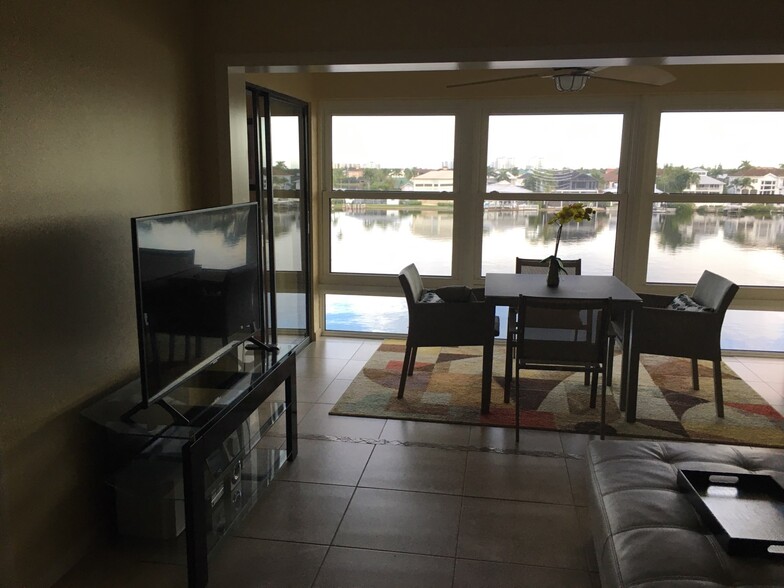 Water view from inside - 271 Southbay Dr