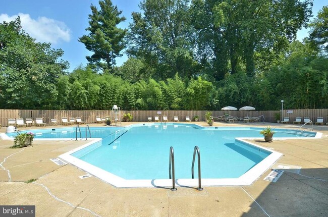Building Photo - 9039 Sligo Creek Pkwy
