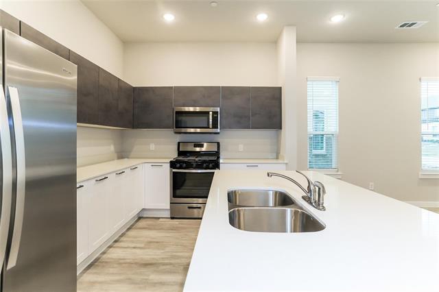 Building Photo - 1336 Creekbank Dr