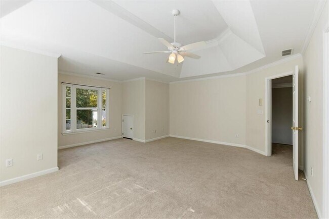 Building Photo - 3986 Fox Glen Dr