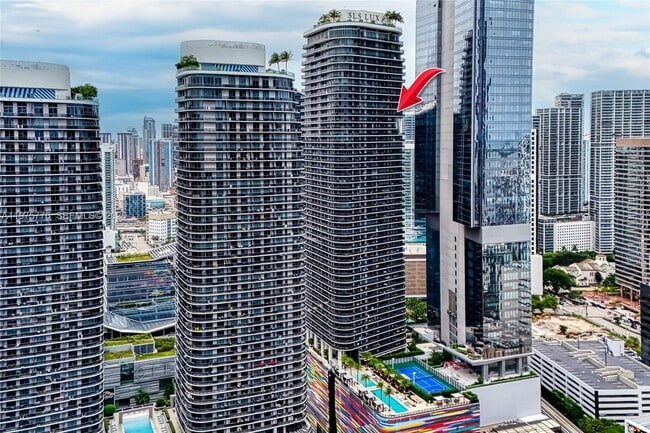 Building Photo - 801 S Miami Ave