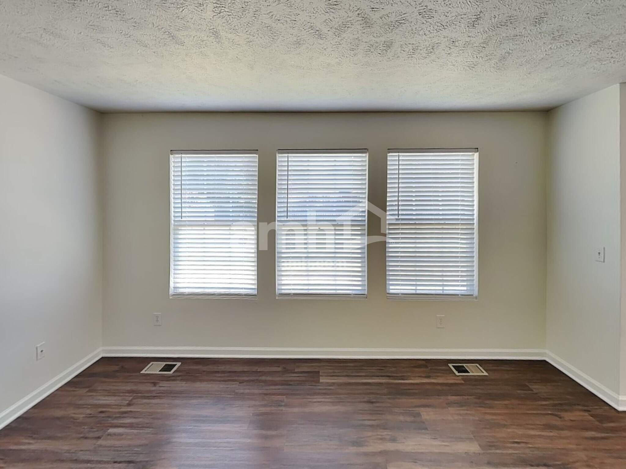 Building Photo - 3408 Ravenel Ct