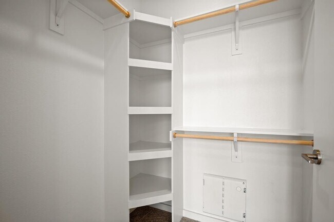 Building Photo - 6324 N Lamar Blvd