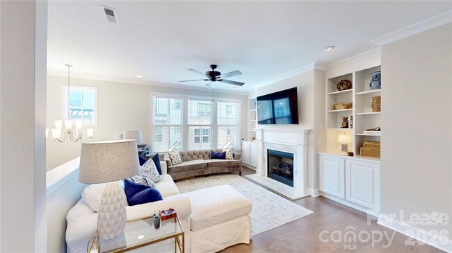 Building Photo - 421 Grey Reagan Trail