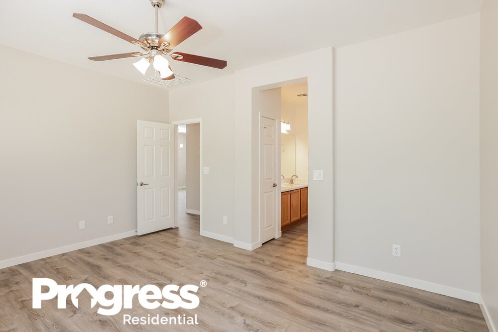 Building Photo - 3844 W Ranier Ct