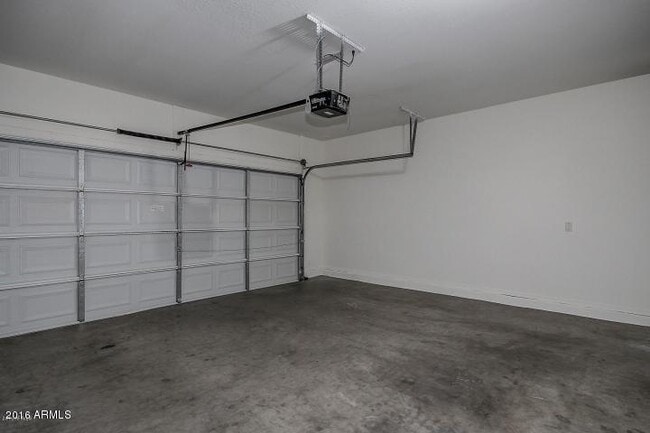 Building Photo - 7034 McMahon Way