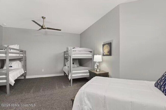 Building Photo - 164 Mediterranean Way