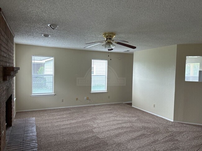 Building Photo - 1516 Jefferis Ave