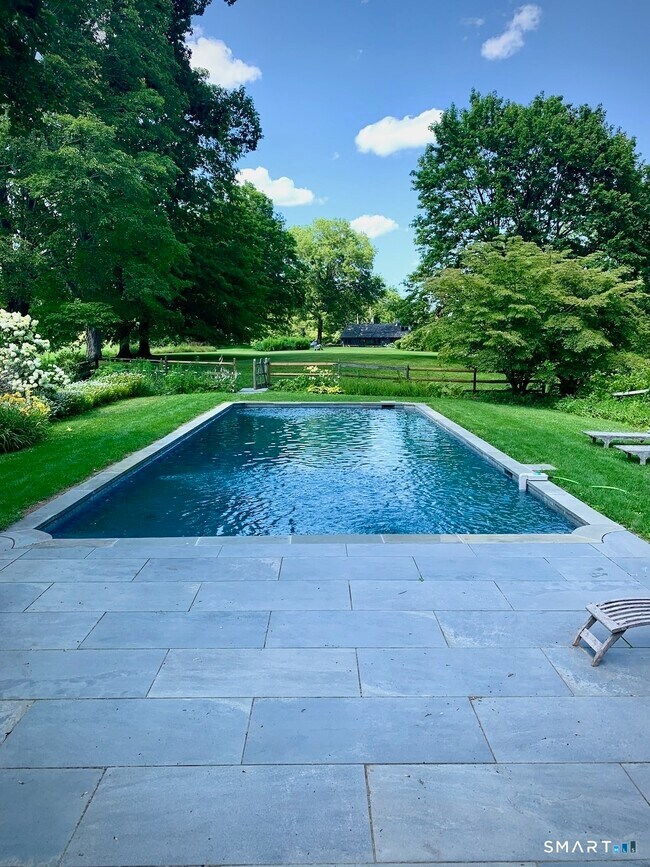 Building Photo - 87 Beaver Dam Rd