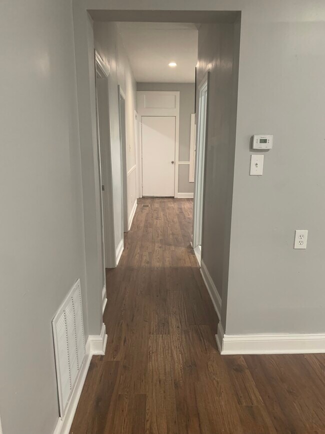 Building Photo - 7841 S Marquette Ave