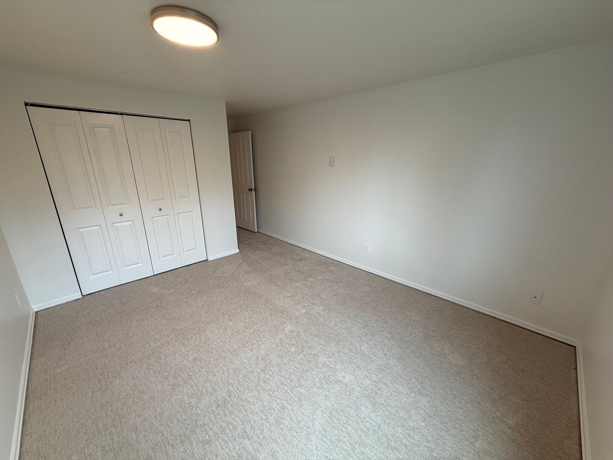 Building Photo - 7001 Sand Point Way NE