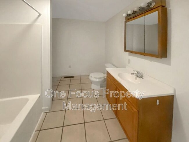 Building Photo - 222 Third Avenue