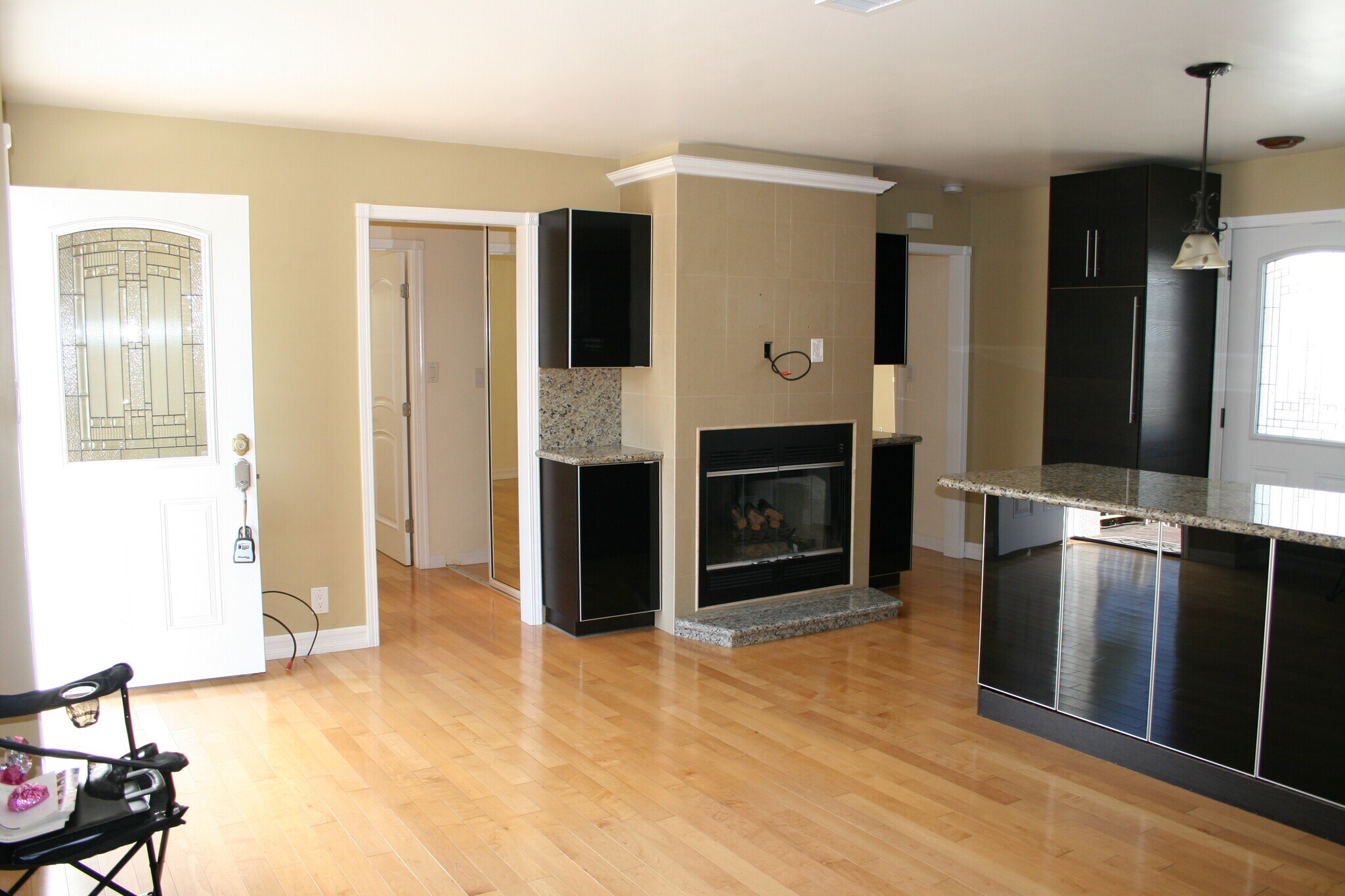 Building Photo - 6037 Comey Ave