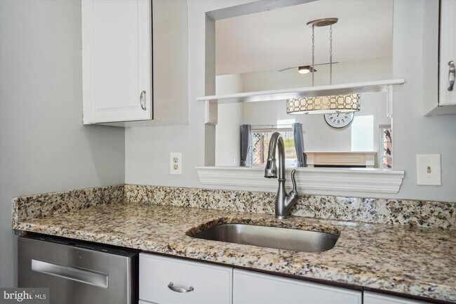 Building Photo - 13508 Coates Ln