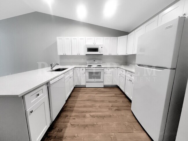 Building Photo - Spacious 3BR/2BA Duplex in Lehigh Acres & $500 Off Your First Month If You Apply by Aug 20th!