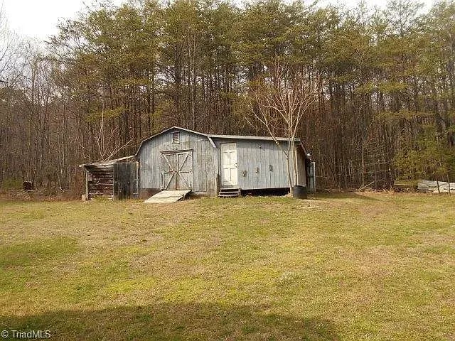 Building Photo - 1110 Birdsong Rd