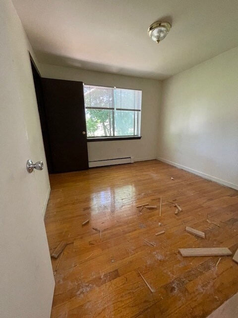 Building Photo - 35 Deerfield Ct
