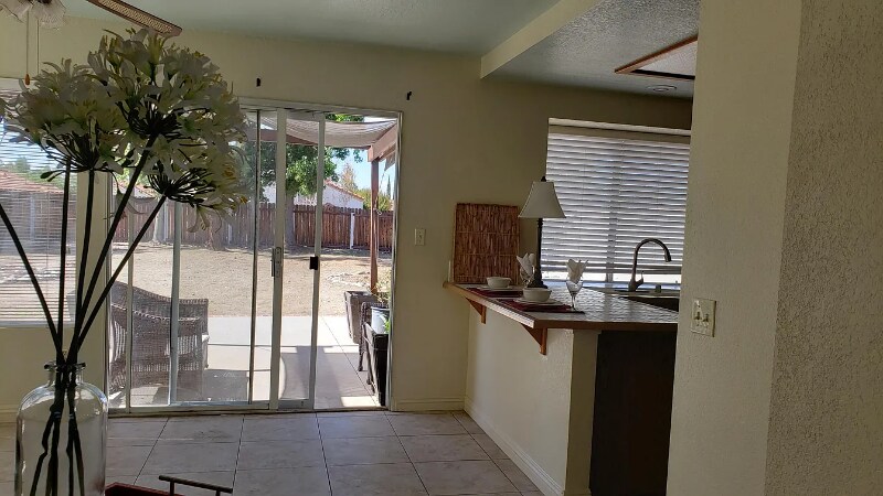 Building Photo - 1213 Jasmine St