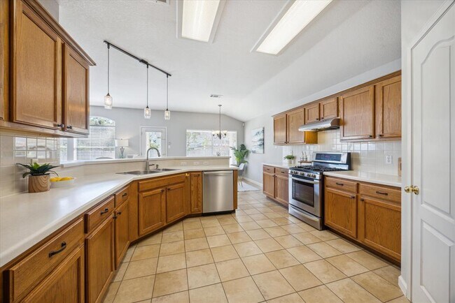 Building Photo - 8909 Copano Dr