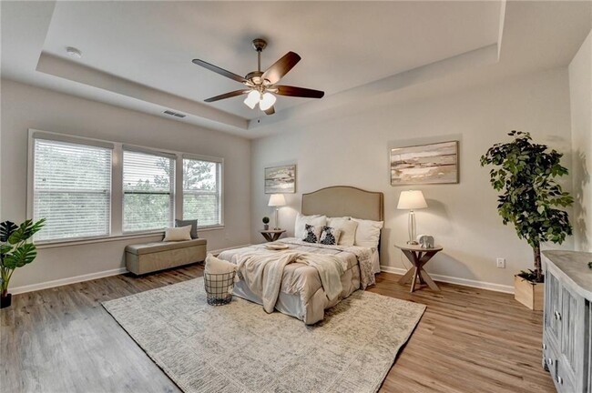 Building Photo - 2017 Yvette Wy