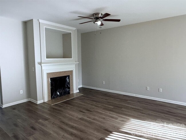 Building Photo - 13655 Calloway Glen Dr