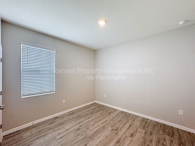 Building Photo - 13542 Golden Lime Ave