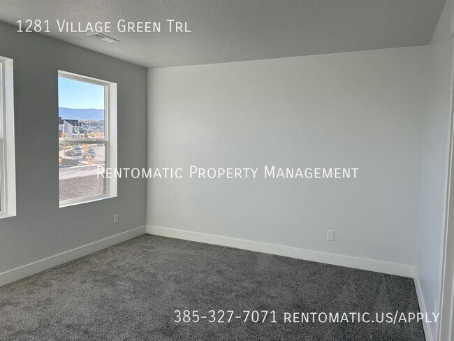 Building Photo - 1281 Vlg Grn Trl
