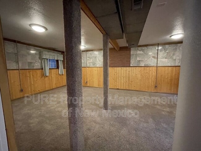 Building Photo - 3109 Greenbriar Ave