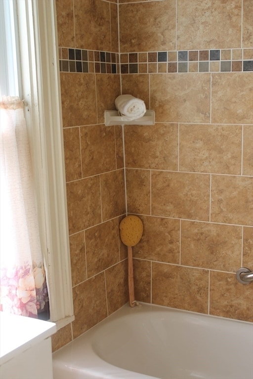 Building Photo - 112 Cottage St