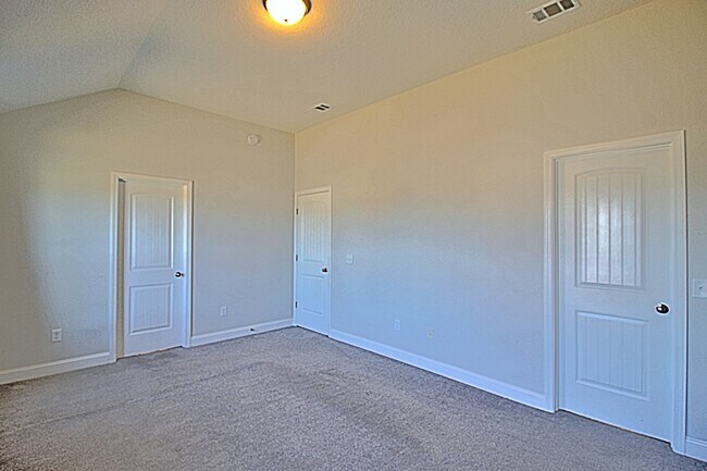 Building Photo - 106 Centennial Ct