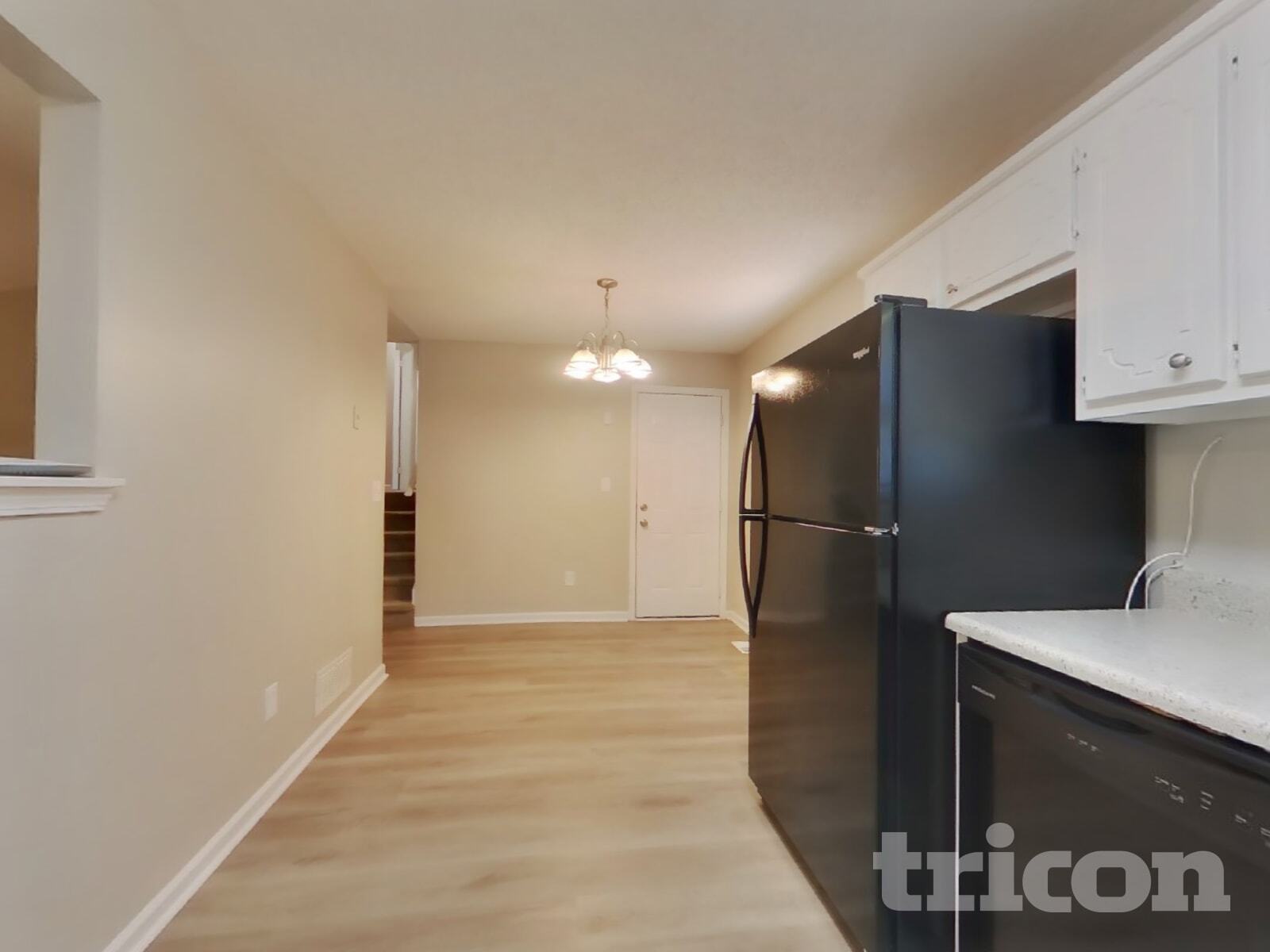 Building Photo - 17 Paces Meadows Dr